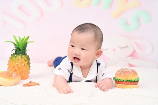 淮北宝宝在妈妈肚子里